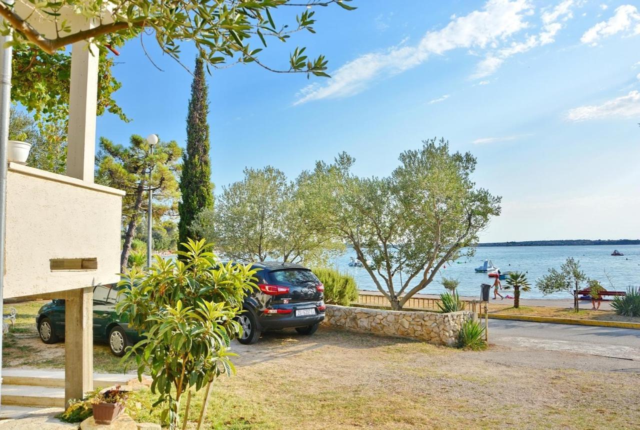 Apartments By The Sea Vrsi - Mulo, Zadar - 12519 Exterior photo