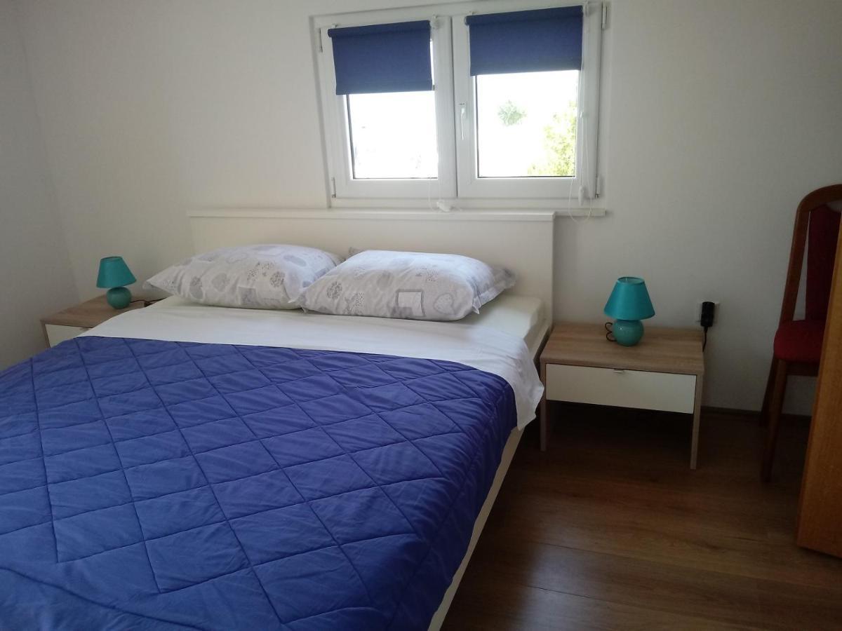 Apartments By The Sea Vrsi - Mulo, Zadar - 12519 Exterior photo
